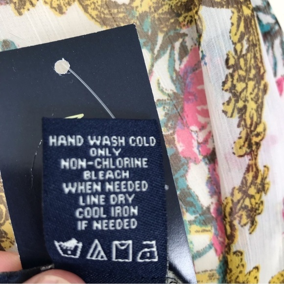 MAX EDITION Floral Lightweight Scarf NWT - Picture 5 of 6